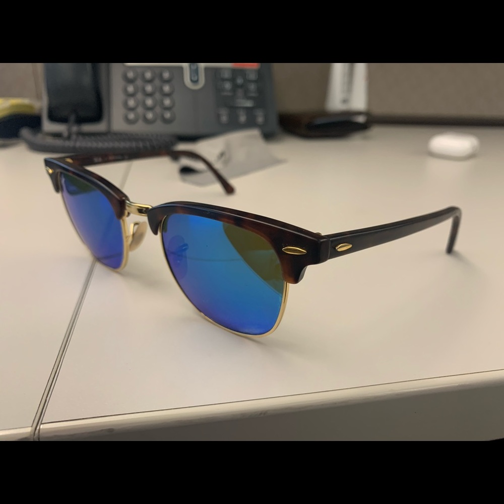 Ray ban clubmaster tortoise blue